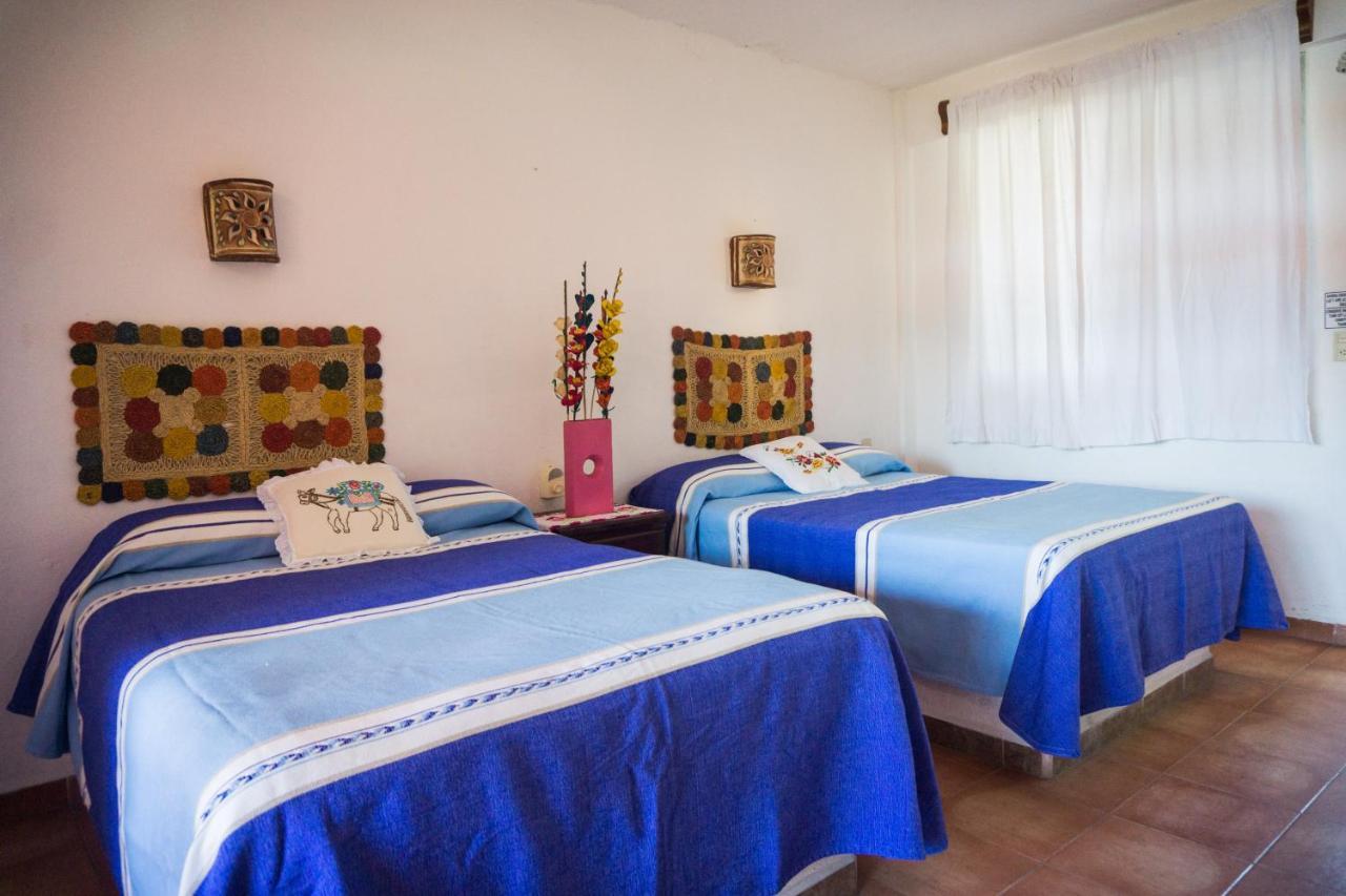 Casa Adriana Hotel Сиуатанехо Екстериор снимка